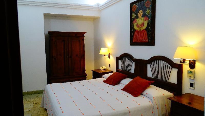 Hotel Aitana Oaxaca Quarto foto