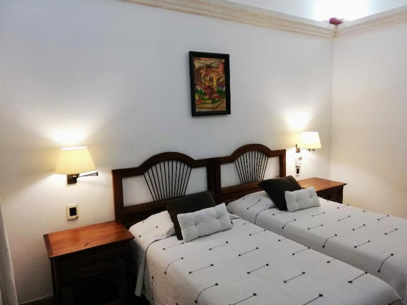 Hotel Aitana Oaxaca Quarto foto